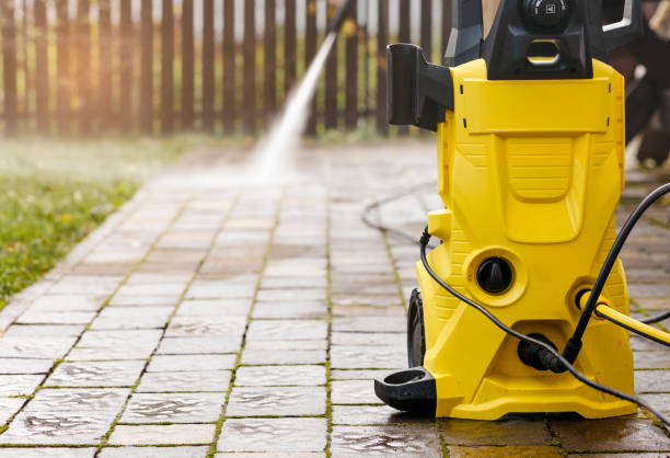 Best Pool Deck Cleaning  in Mayflower, AR
